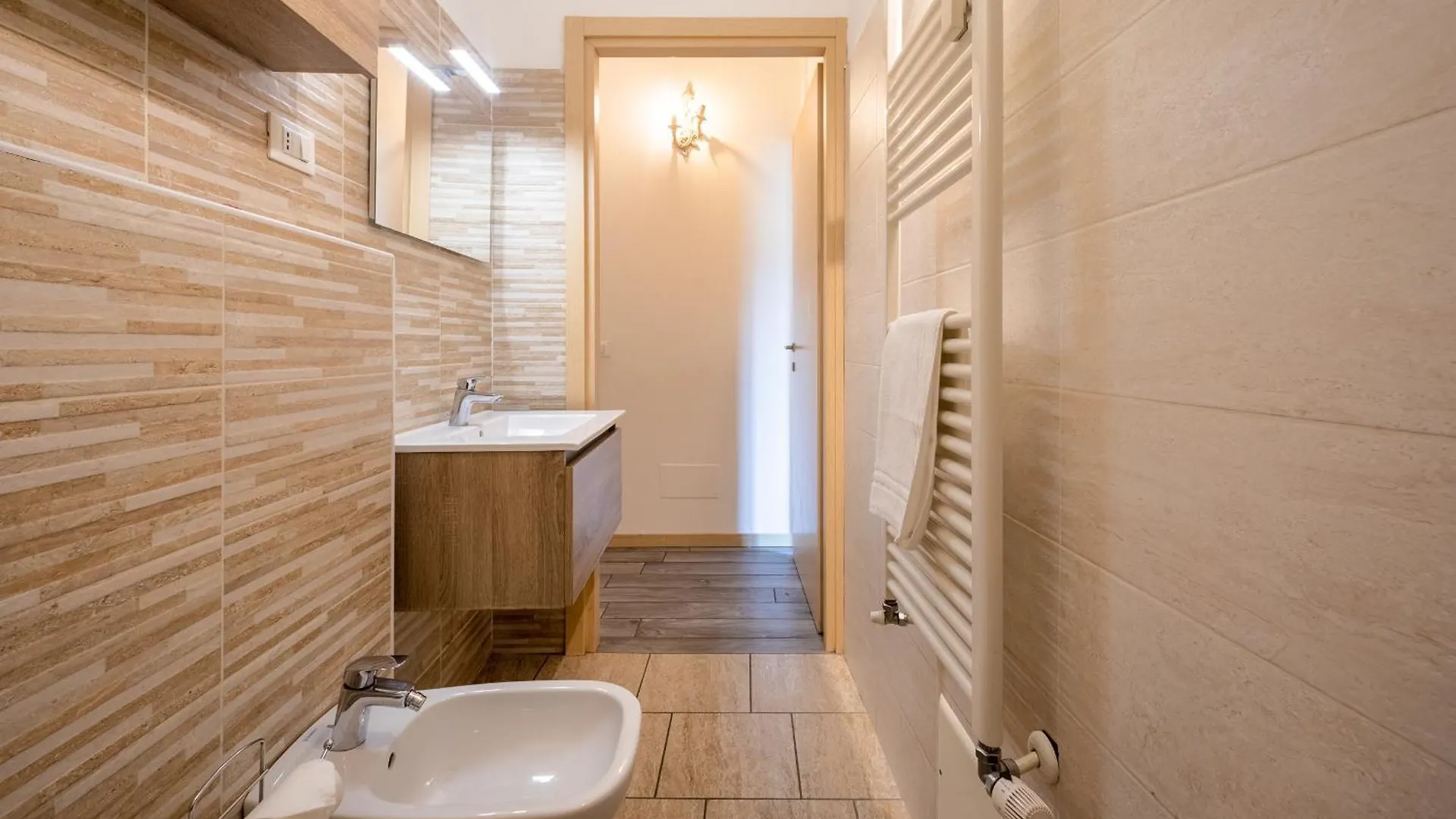 Dimora Camuzzoni Apartamento Verona 0*,